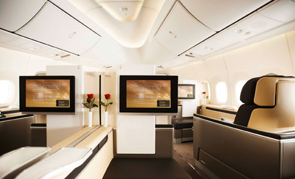 600-corporate-first-class-seating-04