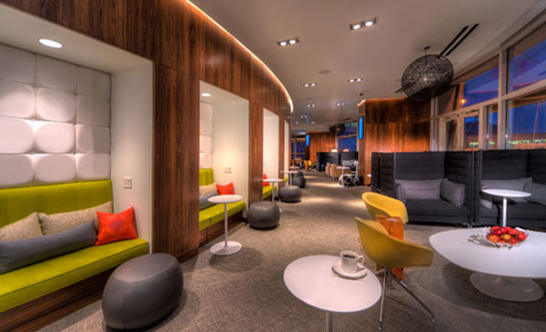 miami centurion lounge or admirals club