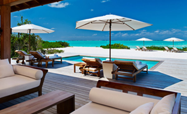 private-island-luxury-service-relaxation-turks-and-caicos_0002_beach-house-at-parrot-cay-6