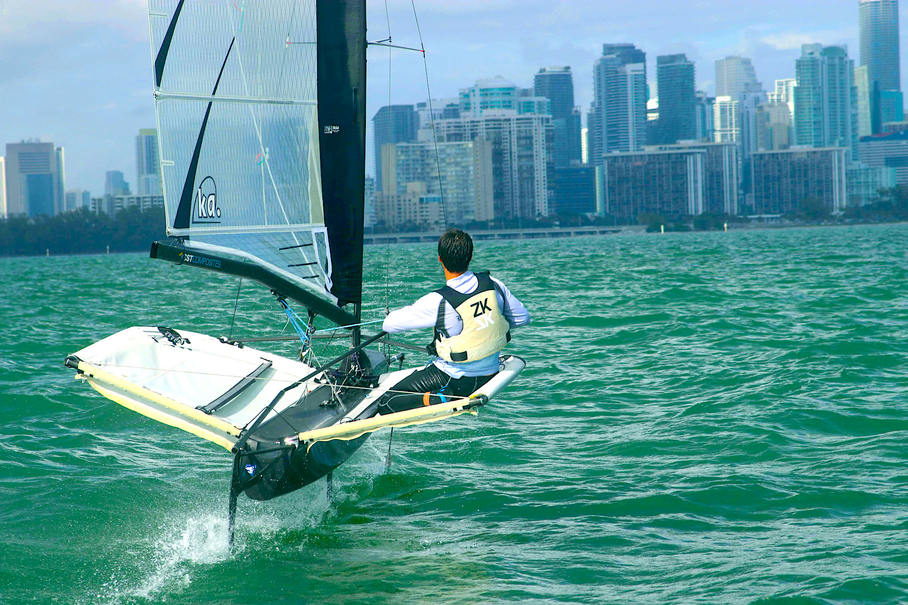 NAVIGATING BEYOND CONVENTIONAL APPROACHES In a world inundated with automated solutions, we stand apart by embracing a holistic perspective that transcends mere transactions. We delve deeper, crafting strategies that encompass convenience, cost-efficiency, and seamless execution. With our client-focused ethos, we ensure your business travel is more than a mere journey—it’s an elevated experience